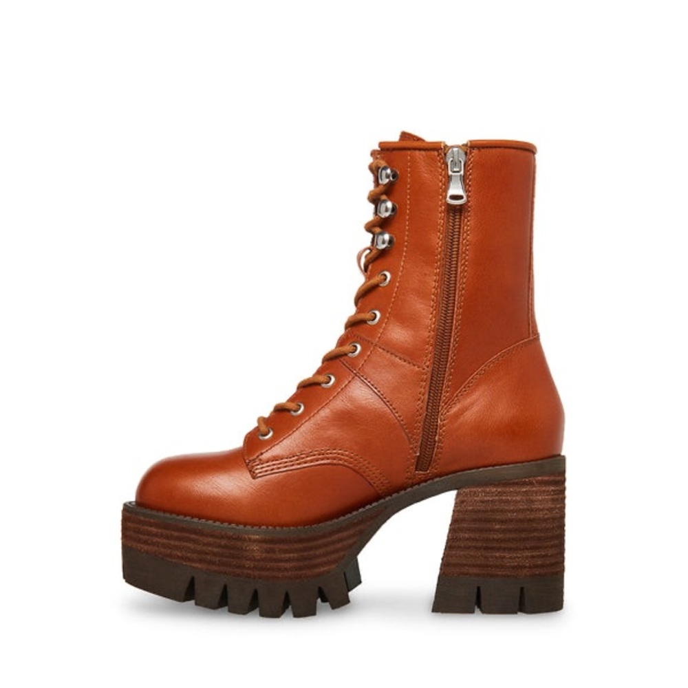 NWOT; STEVEN TREVOR TAN LEATHER - SM REBOOTED